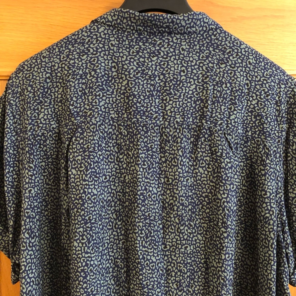 WILDFANG THE EMPOWER BUTTON UP Short Sleeve Women’s Shirt Top Blouse Size 2X - Picture 11 of 12